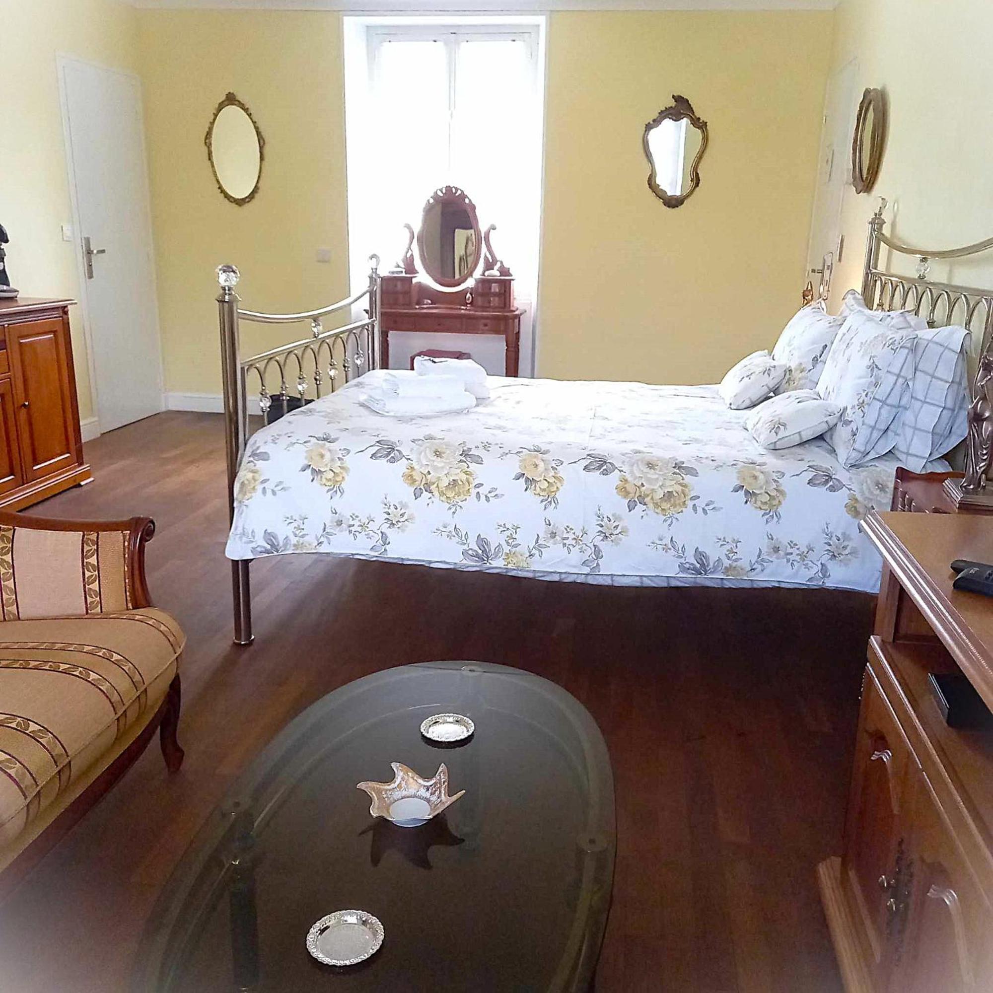 Le Potier Jovial Bed and Breakfast Ger  Eksteriør billede